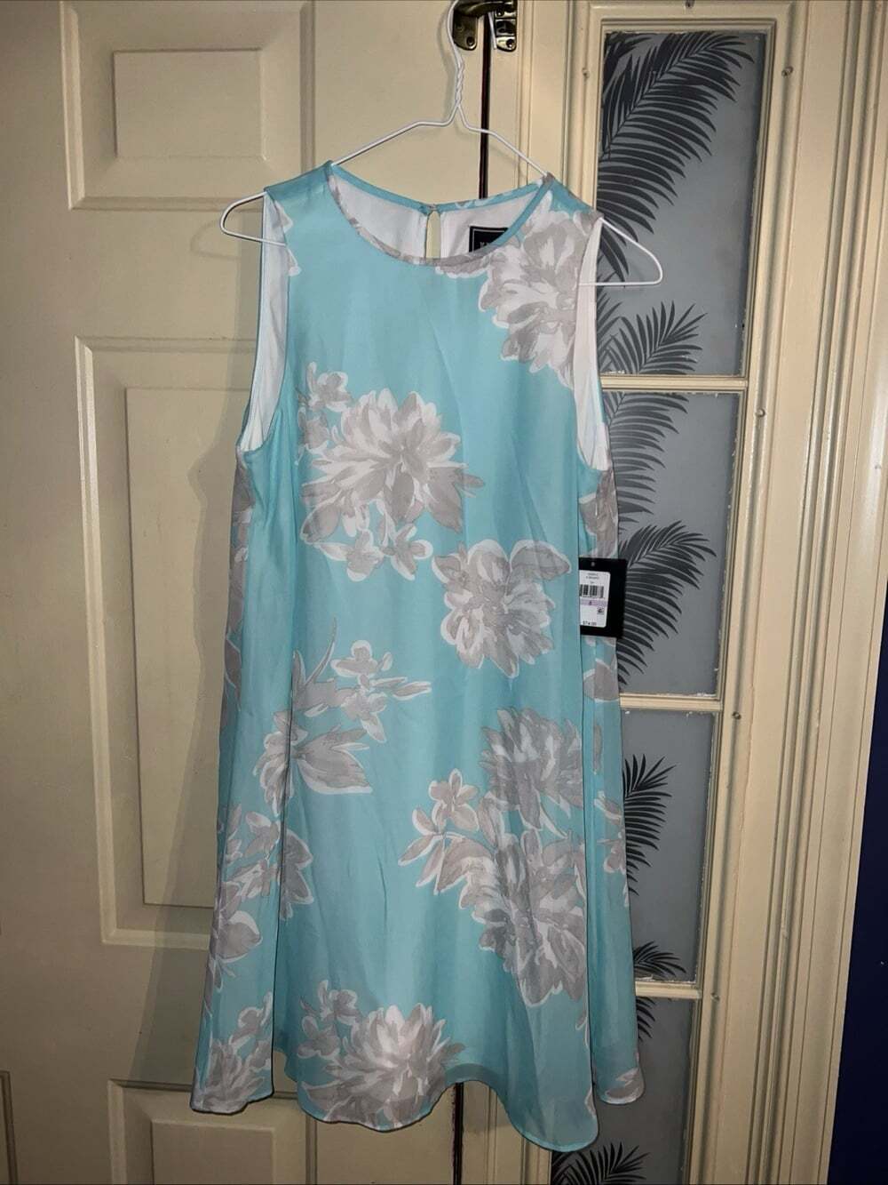 J H Dress Size 6 Light Blue Sleeveless Grey Flowers Mid Length NWT